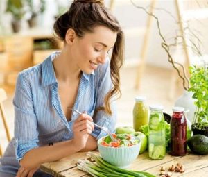 8 диетических продуктов, провоцирующих переедание